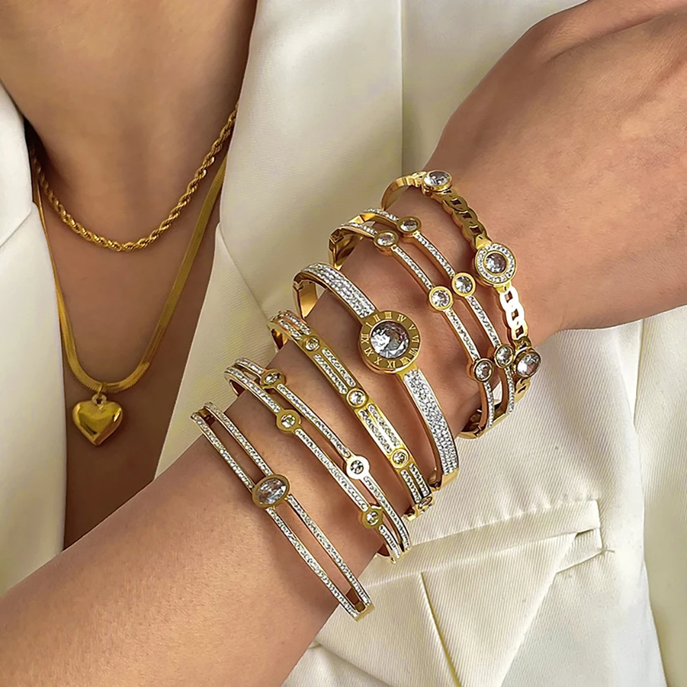AENSOA Множество модных шикарных браслетов из белого циркона и нержавеющей стали, браслеты для женщин, Очаровательная текстура, простые украшения золотого цвета.
