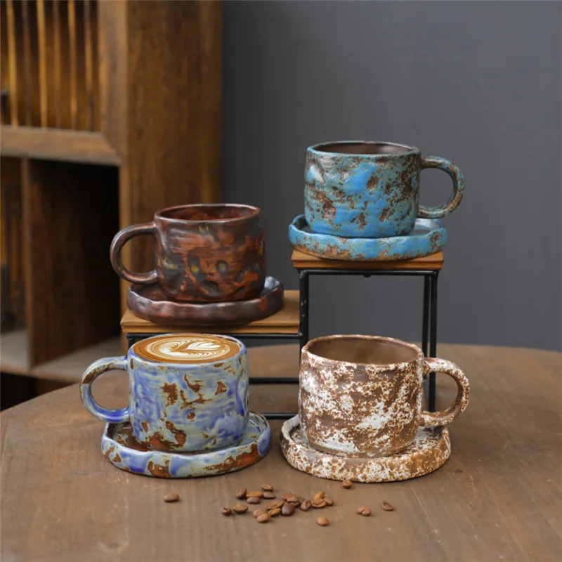 Керамические чашки в стиле ретро, трансграничные кружки, простые чашки для послеобеденного чая в японском стиле, креативный набор кофейных чашек и блюдец из грубой керамики.