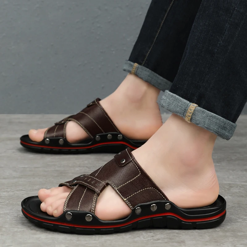 Новая комфортная мужская обувь из искусственной кожи на плоской подошве, Летние повседневные шлепанцы, Уличные сандалии, Пляжные рабочие тапочки, Уличные домашние тапочки